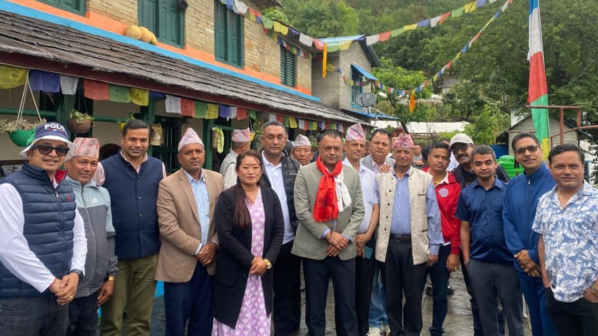 स्याङ्जाको सिरुवारीमा कांग्रेस सांसद थापाको प्रशंसा