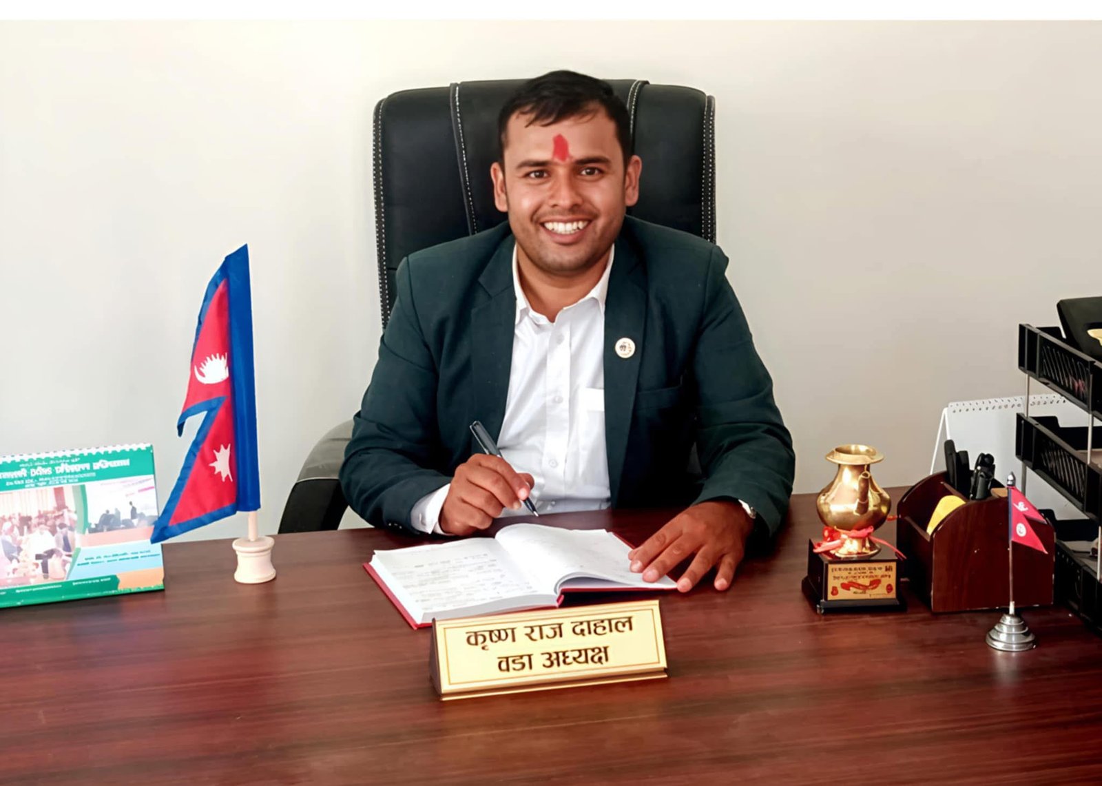 वडाध्यक्ष अमेरिका भासिएपछि एक वर्षदेखि सम्पर्कविहीन, कार्यवाहक हैरान