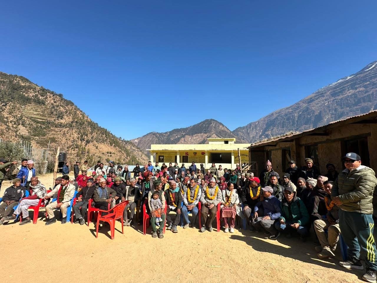 वडा नं. २ स्यालामा जनसमुदायको भव्य उपस्थिती, माहोल अत्यन्तै उत्साही